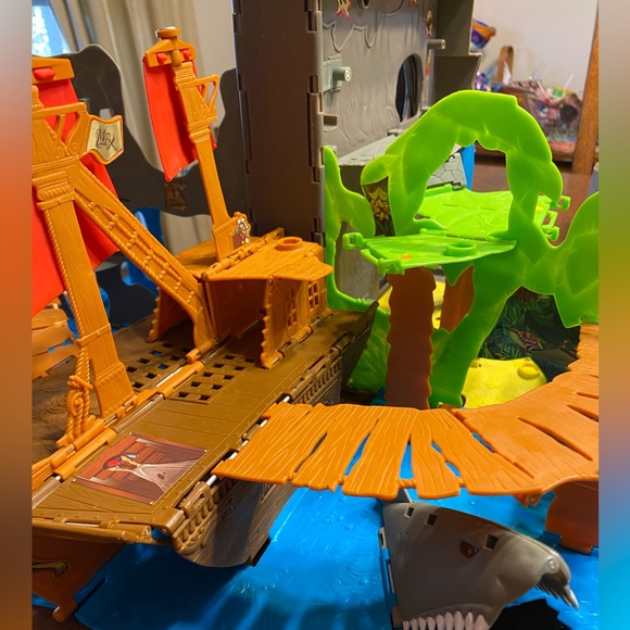 Mattel Matchbox pop-up adventure‎ pirate ship playset - Picture 4 of 15